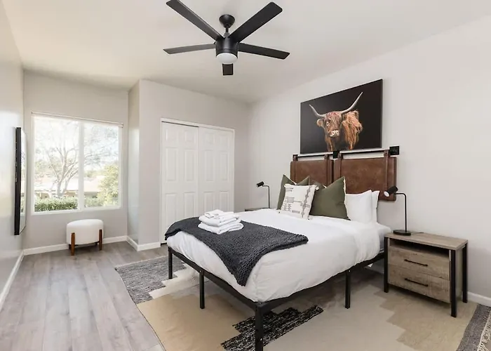 Sereno - Sparkling Pool - Near Scottsdale Quarter Holiday home